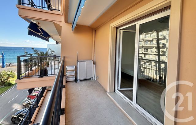 Appartement F2 à louer - 2 pièces - 52.32 m2 - ROQUEBRUNE CAP MARTIN - 06 - PROVENCE-ALPES-COTE-D-AZUR - Century 21 Agence Molière