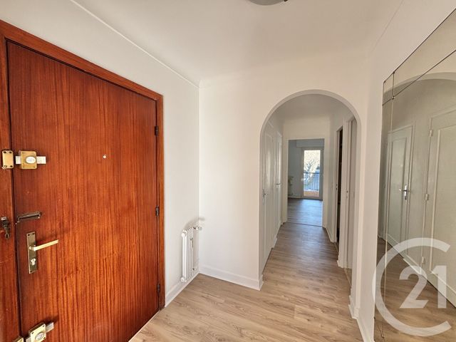 Appartement F2 à louer - 2 pièces - 52.32 m2 - ROQUEBRUNE CAP MARTIN - 06 - PROVENCE-ALPES-COTE-D-AZUR - Century 21 Agence Molière