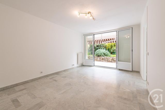 Appartement F3 à louer - 3 pièces - 70.36 m2 - ROQUEBRUNE CAP MARTIN - 06 - PROVENCE-ALPES-COTE-D-AZUR - Century 21 Agence Molière