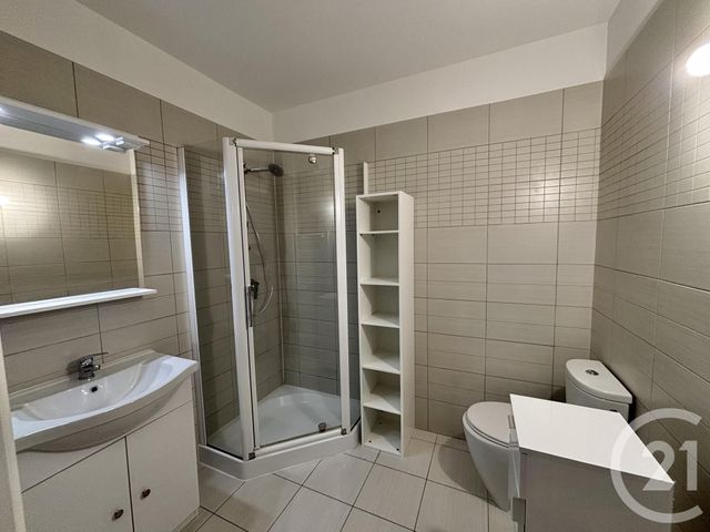 Appartement F2 à louer - 2 pièces - 43.01 m2 - MENTON - 06 - PROVENCE-ALPES-COTE-D-AZUR - Century 21 Agence Molière