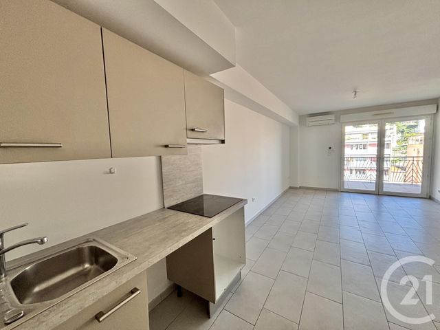 Appartement F2 à louer - 2 pièces - 43.01 m2 - MENTON - 06 - PROVENCE-ALPES-COTE-D-AZUR - Century 21 Agence Molière