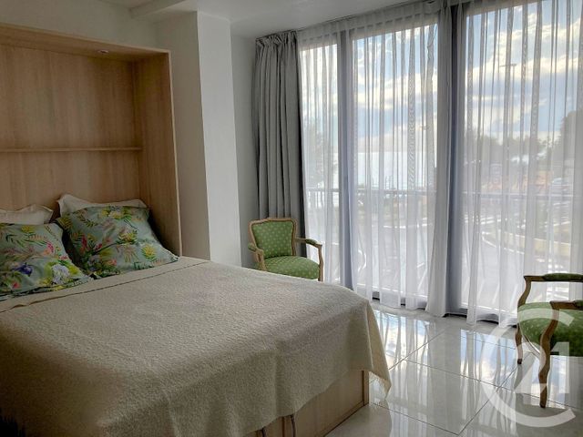 Appartement F4 à vendre - 4 pièces - 71.0 m2 - ROQUEBRUNE CAP MARTIN - 06 - PROVENCE-ALPES-COTE-D-AZUR - Century 21 Agence Molière