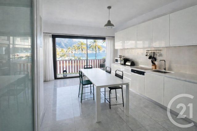 Appartement F4 à vendre - 4 pièces - 71.0 m2 - ROQUEBRUNE CAP MARTIN - 06 - PROVENCE-ALPES-COTE-D-AZUR - Century 21 Agence Molière