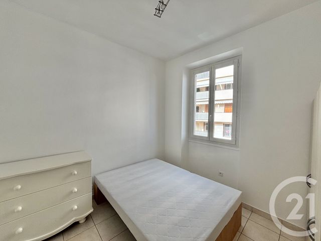 Appartement F2 à louer - 2 pièces - 40.63 m2 - ROQUEBRUNE CAP MARTIN - 06 - PROVENCE-ALPES-COTE-D-AZUR - Century 21 Agence Molière