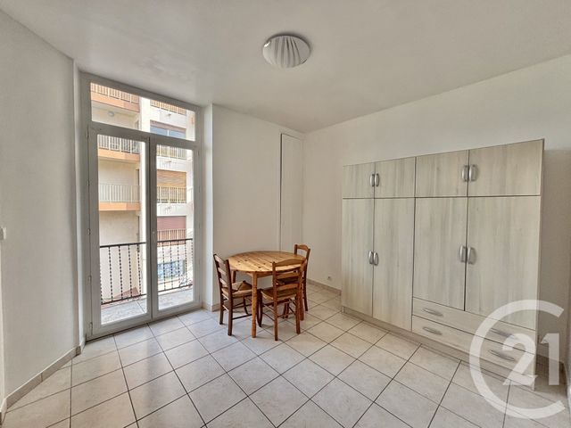 Appartement F2 à louer - 2 pièces - 40.63 m2 - ROQUEBRUNE CAP MARTIN - 06 - PROVENCE-ALPES-COTE-D-AZUR - Century 21 Agence Molière