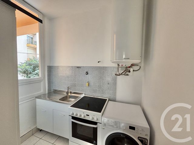 Appartement F2 à louer - 2 pièces - 40.63 m2 - ROQUEBRUNE CAP MARTIN - 06 - PROVENCE-ALPES-COTE-D-AZUR - Century 21 Agence Molière