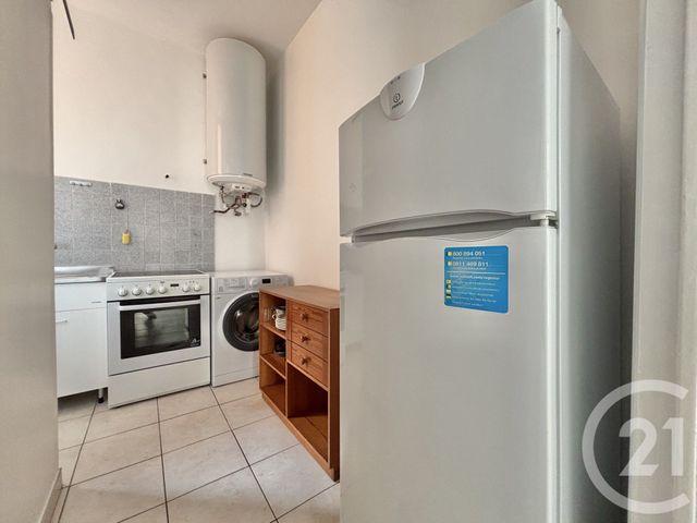 Appartement F2 à louer - 2 pièces - 40.63 m2 - ROQUEBRUNE CAP MARTIN - 06 - PROVENCE-ALPES-COTE-D-AZUR - Century 21 Agence Molière