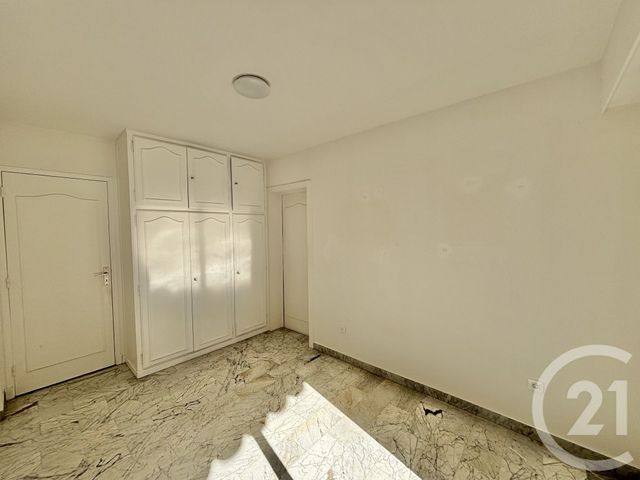 Appartement F2 à louer - 2 pièces - 48.92 m2 - ROQUEBRUNE CAP MARTIN - 06 - PROVENCE-ALPES-COTE-D-AZUR - Century 21 Agence Molière