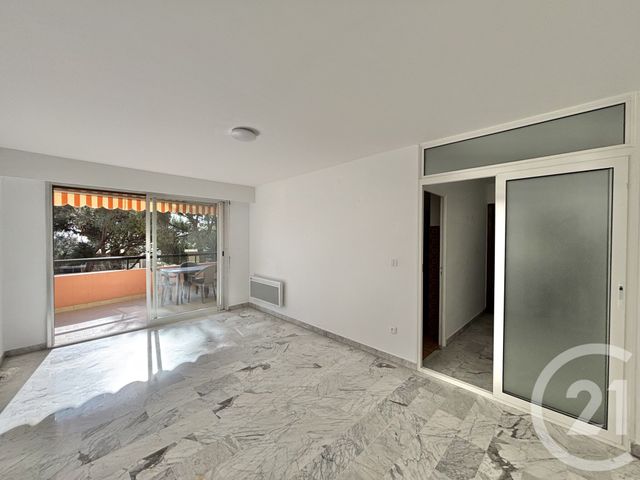Appartement F2 à louer - 2 pièces - 48.92 m2 - ROQUEBRUNE CAP MARTIN - 06 - PROVENCE-ALPES-COTE-D-AZUR - Century 21 Agence Molière