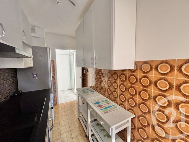 Appartement F2 à louer - 2 pièces - 48.92 m2 - ROQUEBRUNE CAP MARTIN - 06 - PROVENCE-ALPES-COTE-D-AZUR - Century 21 Agence Molière