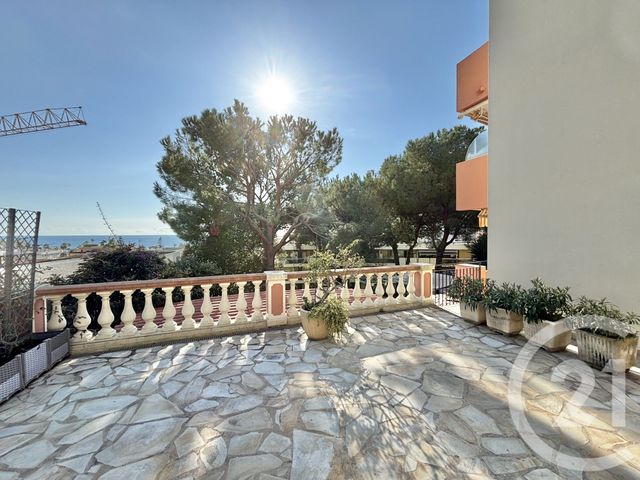 Appartement F2 à louer - 2 pièces - 48.92 m2 - ROQUEBRUNE CAP MARTIN - 06 - PROVENCE-ALPES-COTE-D-AZUR - Century 21 Agence Molière