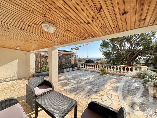 Appartement F2 à louer - 2 pièces - 48.92 m2 - ROQUEBRUNE CAP MARTIN - 06 - PROVENCE-ALPES-COTE-D-AZUR - Century 21 Agence Molière