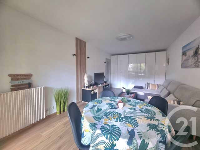 Appartement à vendre - 2 pièces - 54.7 m2 - MENTON - 06 - PROVENCE-ALPES-COTE-D-AZUR - Century 21 Agence Molière