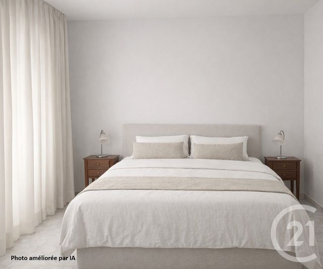 Appartement F3 à vendre - 3 pièces - 52.64 m2 - ROQUEBRUNE CAP MARTIN - 06 - PROVENCE-ALPES-COTE-D-AZUR - Century 21 Agence Molière