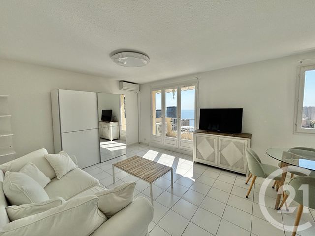 Appartement F2 à louer - 2 pièces - 41.7 m2 - ROQUEBRUNE CAP MARTIN - 06 - PROVENCE-ALPES-COTE-D-AZUR - Century 21 Agence Molière