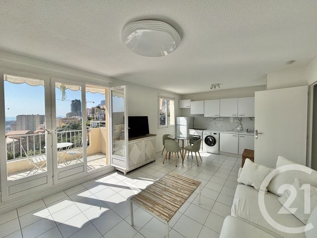 Appartement F2 à louer - 2 pièces - 41.7 m2 - ROQUEBRUNE CAP MARTIN - 06 - PROVENCE-ALPES-COTE-D-AZUR - Century 21 Agence Molière