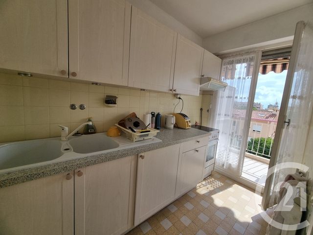 Appartement F1 à vendre - 1 pièce - 26.0 m2 - ROQUEBRUNE CAP MARTIN - 06 - PROVENCE-ALPES-COTE-D-AZUR - Century 21 Agence Molière
