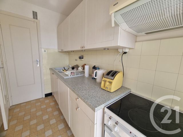 Appartement F1 à vendre - 1 pièce - 26.0 m2 - ROQUEBRUNE CAP MARTIN - 06 - PROVENCE-ALPES-COTE-D-AZUR - Century 21 Agence Molière