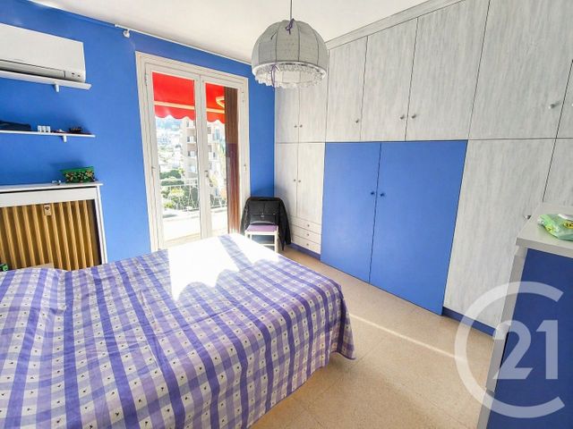 Appartement F3 à vendre - 3 pièces - 46.95 m2 - ROQUEBRUNE CAP MARTIN - 06 - PROVENCE-ALPES-COTE-D-AZUR - Century 21 Agence Molière