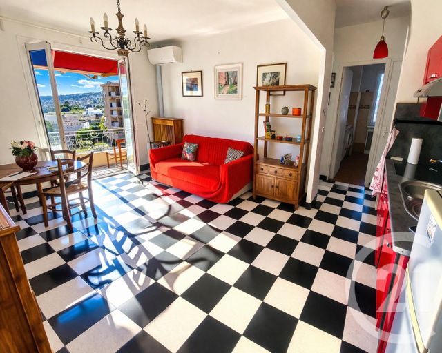 Appartement F3 à vendre - 3 pièces - 46.95 m2 - ROQUEBRUNE CAP MARTIN - 06 - PROVENCE-ALPES-COTE-D-AZUR - Century 21 Agence Molière