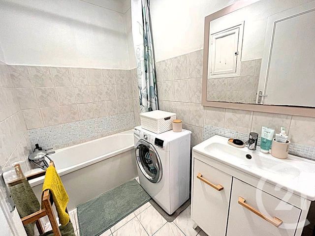 Appartement F2 à vendre - 2 pièces - 42.72 m2 - MENTON - 06 - PROVENCE-ALPES-COTE-D-AZUR - Century 21 Agence Molière