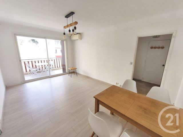 Appartement F2 à louer NICE