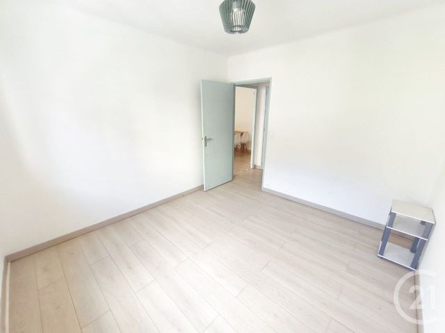 Appartement F2 à louer - 2 pièces - 46.9 m2 - NICE - 06 - PROVENCE-ALPES-COTE-D-AZUR - Century 21 Agence Molière