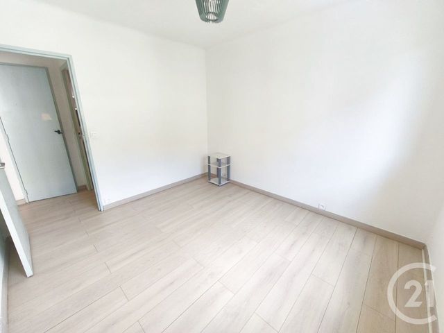 Appartement F2 à louer - 2 pièces - 46.9 m2 - NICE - 06 - PROVENCE-ALPES-COTE-D-AZUR - Century 21 Agence Molière