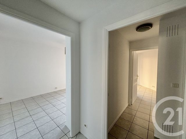 Appartement F3 à louer - 3 pièces - 60.64 m2 - MENTON - 06 - PROVENCE-ALPES-COTE-D-AZUR - Century 21 Agence Molière