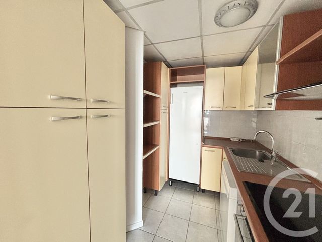 Appartement F3 à louer - 3 pièces - 60.64 m2 - MENTON - 06 - PROVENCE-ALPES-COTE-D-AZUR - Century 21 Agence Molière