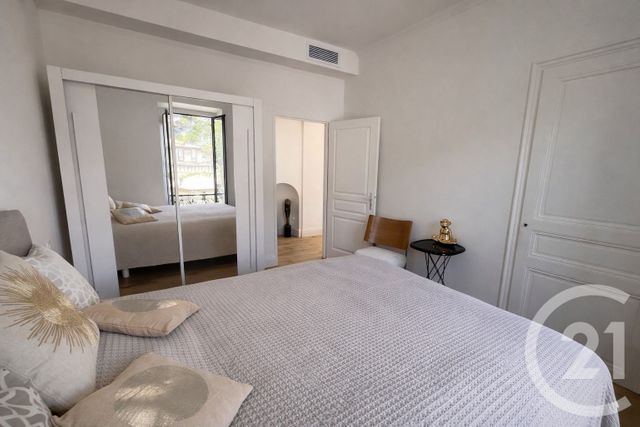Appartement F3 à vendre - 3 pièces - 74.27 m2 - MENTON - 06 - PROVENCE-ALPES-COTE-D-AZUR - Century 21 Agence Molière