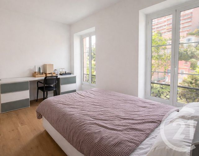 Appartement F3 à vendre - 3 pièces - 74.27 m2 - MENTON - 06 - PROVENCE-ALPES-COTE-D-AZUR - Century 21 Agence Molière