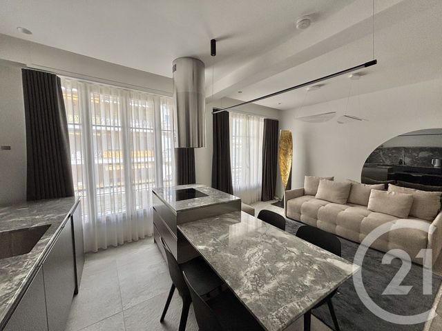 Appartement F2 à louer - 3 pièces - 52.35 m2 - NICE - 06 - PROVENCE-ALPES-COTE-D-AZUR - Century 21 Agence Molière