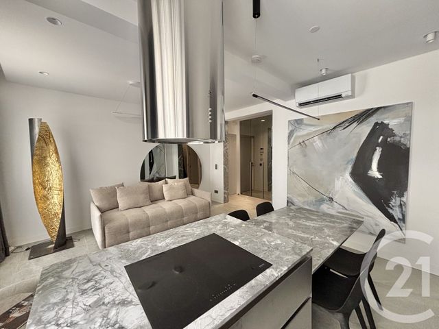 Appartement F2 à louer - 3 pièces - 52.35 m2 - NICE - 06 - PROVENCE-ALPES-COTE-D-AZUR - Century 21 Agence Molière