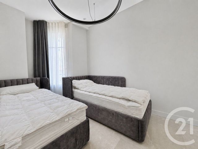 Appartement F2 à louer - 3 pièces - 52.35 m2 - NICE - 06 - PROVENCE-ALPES-COTE-D-AZUR - Century 21 Agence Molière