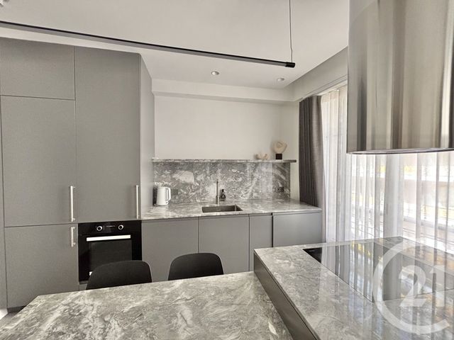 Appartement F2 à louer - 3 pièces - 52.35 m2 - NICE - 06 - PROVENCE-ALPES-COTE-D-AZUR - Century 21 Agence Molière
