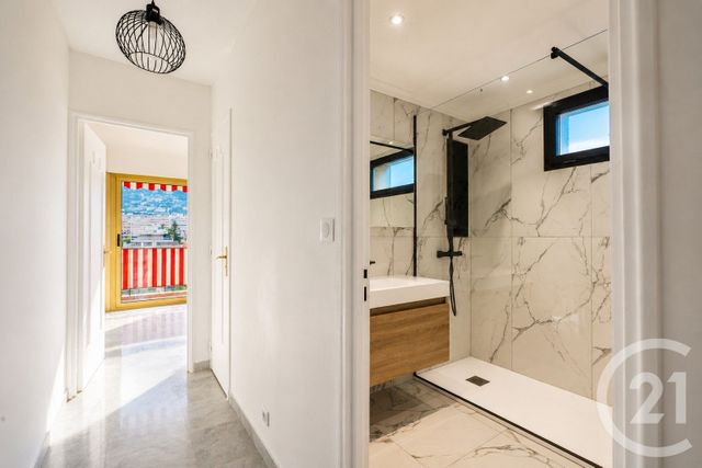 Appartement F3 à vendre - 3 pièces - 70.0 m2 - ROQUEBRUNE CAP MARTIN - 06 - PROVENCE-ALPES-COTE-D-AZUR - Century 21 Agence Molière