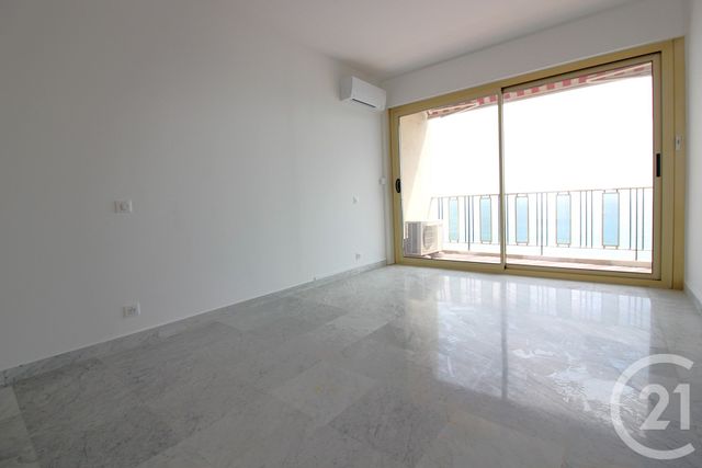 Appartement F3 à vendre - 3 pièces - 69.6 m2 - ROQUEBRUNE CAP MARTIN - 06 - PROVENCE-ALPES-COTE-D-AZUR - Century 21 Agence Molière