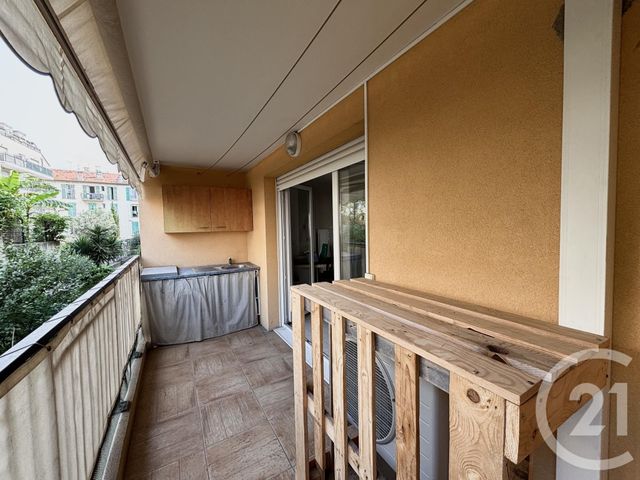 Appartement F3 à louer - 3 pièces - 61.44 m2 - NICE - 06 - PROVENCE-ALPES-COTE-D-AZUR - Century 21 Agence Molière