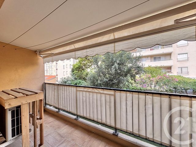 Appartement F3 à louer - 3 pièces - 61.44 m2 - NICE - 06 - PROVENCE-ALPES-COTE-D-AZUR - Century 21 Agence Molière