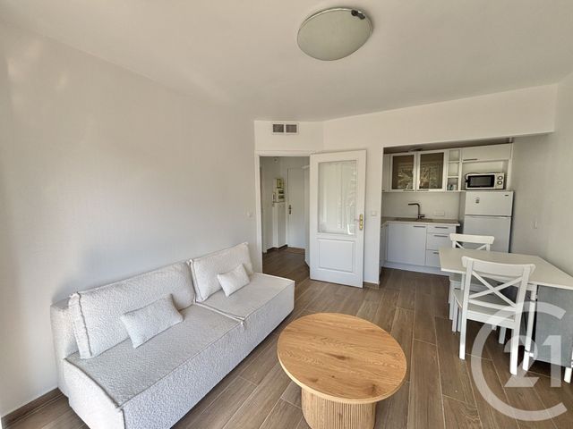 Appartement F2 à louer - 2 pièces - 31.38 m2 - MENTON - 06 - PROVENCE-ALPES-COTE-D-AZUR - Century 21 Agence Molière
