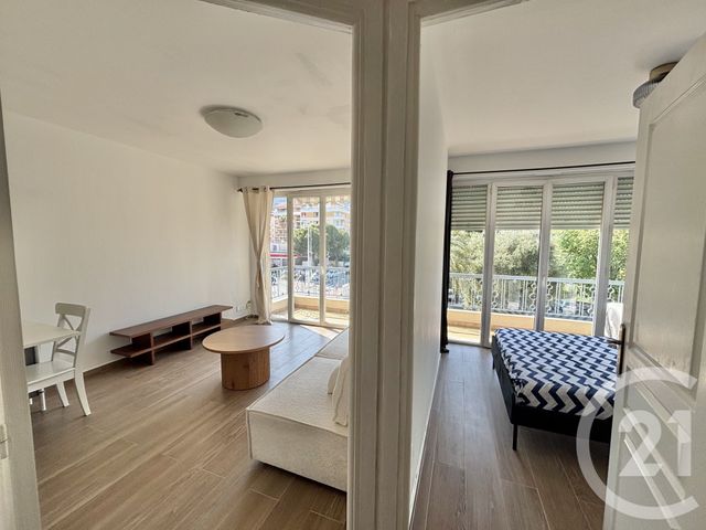 Appartement F2 à louer - 2 pièces - 31.38 m2 - MENTON - 06 - PROVENCE-ALPES-COTE-D-AZUR - Century 21 Agence Molière