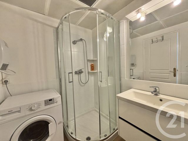 Appartement F2 à louer - 2 pièces - 31.38 m2 - MENTON - 06 - PROVENCE-ALPES-COTE-D-AZUR - Century 21 Agence Molière