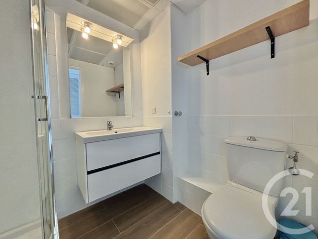 Appartement F2 à louer - 2 pièces - 31.38 m2 - MENTON - 06 - PROVENCE-ALPES-COTE-D-AZUR - Century 21 Agence Molière