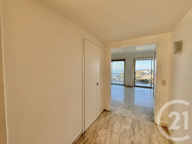 Appartement T2 à louer - 2 pièces - 56.21 m2 - ROQUEBRUNE CAP MARTIN - 06 - PROVENCE-ALPES-COTE-D-AZUR - Century 21 Agence Molière