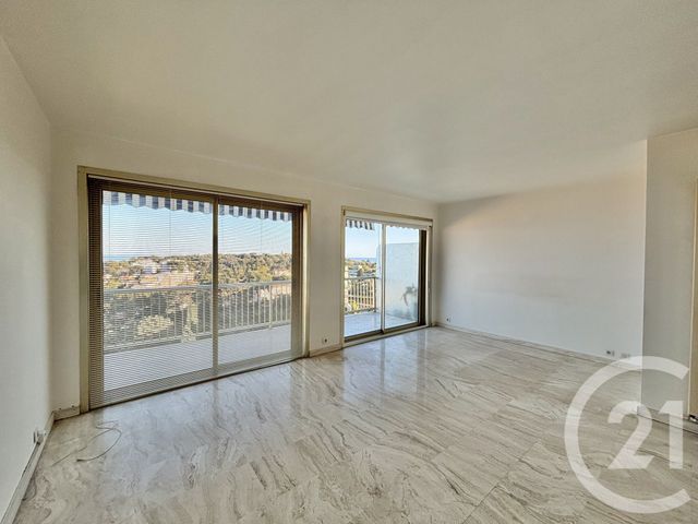 Appartement T2 à louer - 2 pièces - 56.21 m2 - ROQUEBRUNE CAP MARTIN - 06 - PROVENCE-ALPES-COTE-D-AZUR - Century 21 Agence Molière