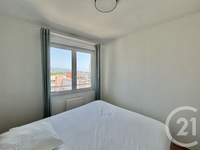 Appartement F2 à louer - 2 pièces - 31.04 m2 - ROQUEBRUNE CAP MARTIN - 06 - PROVENCE-ALPES-COTE-D-AZUR - Century 21 Agence Molière