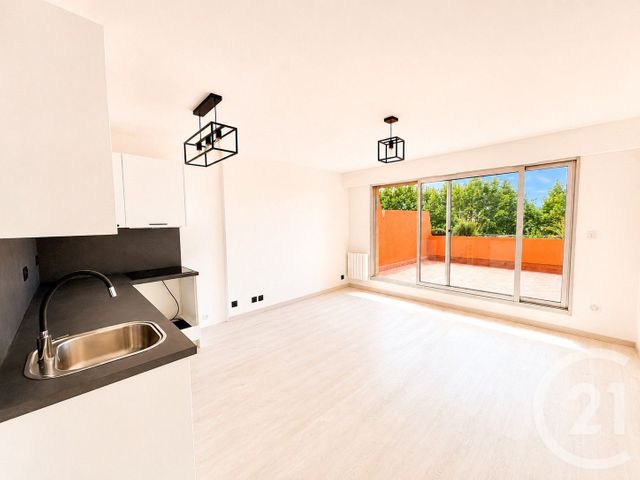 Appartement Studio à louer - 1 pièce - 30.37 m2 - LA TURBIE - 06 - PROVENCE-ALPES-COTE-D-AZUR - Century 21 Agence Molière