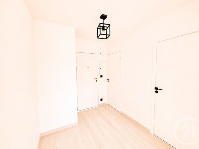 Appartement Studio à louer - 1 pièce - 30.37 m2 - LA TURBIE - 06 - PROVENCE-ALPES-COTE-D-AZUR - Century 21 Agence Molière