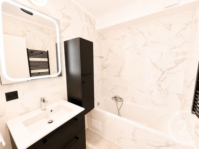 Appartement Studio à louer - 1 pièce - 30.37 m2 - LA TURBIE - 06 - PROVENCE-ALPES-COTE-D-AZUR - Century 21 Agence Molière